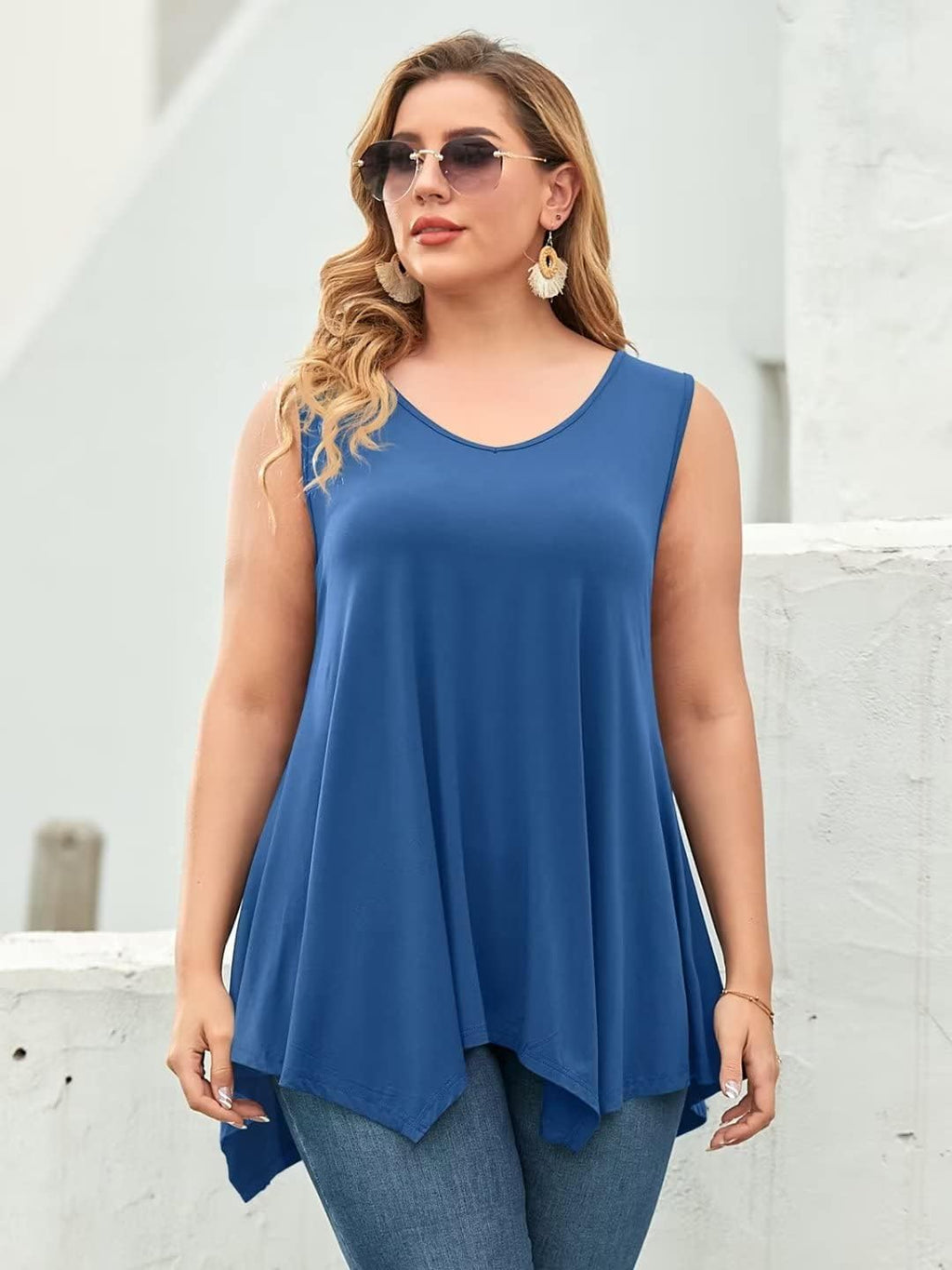 plus Size Tank Tops for Women V Neck T Shirts Summer Sleeveless Tunic Tops Loose Fit Flowy Blouse